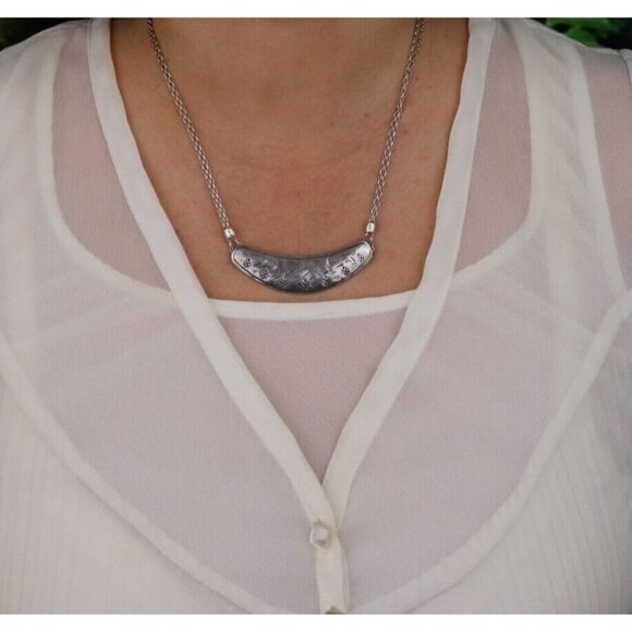 Sterling Silver Etched Lunar Necklace 18" to 20" Silpada - Picture 4 of 8